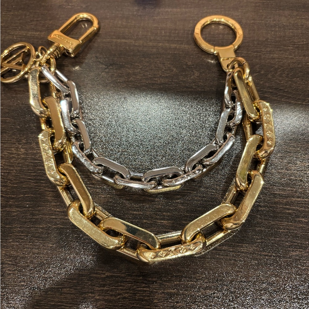 Louis Vuitton monogram edge chain bag charm